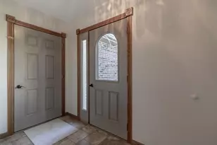 12991 Meadow Creek Dr, New Ulm, MN 56073 - Photo 3