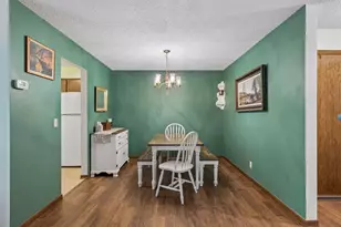 973 Greenhaven Dr, Vadnais Heights, MN 55127 - Photo 5