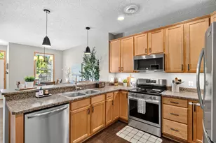 4360 Empress Dr N, Hugo, MN 55038 - Photo 27