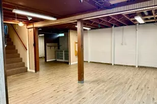 460 N Park Ave, Le Center, MN 56057 - Photo 23