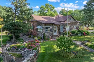 200 N Park St, Hendricks, MN 56136 - Photo 1