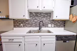 7509 Landau Dr, Bloomington, MN 55438 - Photo 11