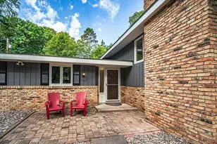 312 Griffit St, Edina, MN 55343 - Photo 9