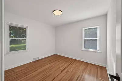 2106 Richard Avenue, White Bear Lake, MN 55110 - Photo 11