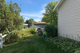 819 S Martin St, Fergus Falls, MN 56537 - Photo 3