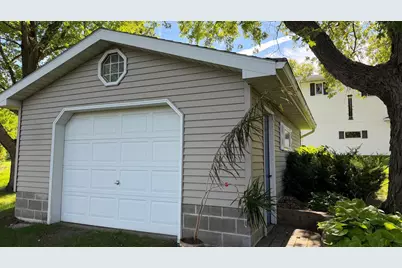 819 S Martin Street, Fergus Falls, MN 56537 - Photo 53