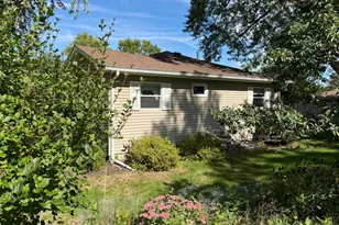 819 S Martin St, Fergus Falls, MN 56537 - Photo 5