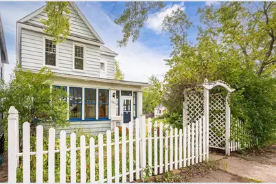 604 E 11th Street, Duluth, MN 55805 - Photo 3