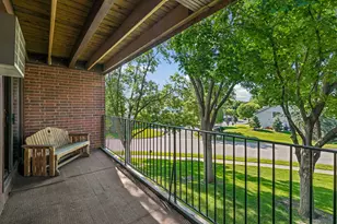 1800 Riverwood Dr, Burnsville, MN 55337 - Photo 33