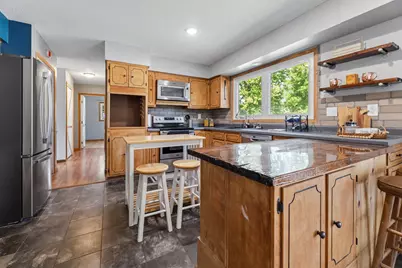 496 E Sarnia Street, Winona, MN 55987 - Photo 9