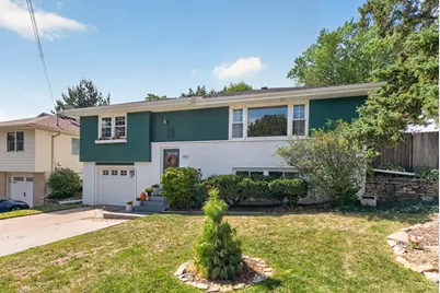 3812 Buchanan Street NE, Columbia Heights, MN 55421 - Photo 3