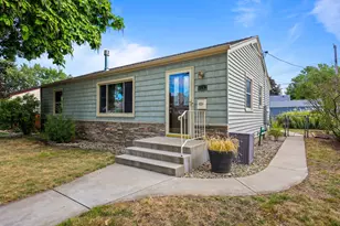 4742 Zane Ave N, Crystal, MN 55429 - Photo 1