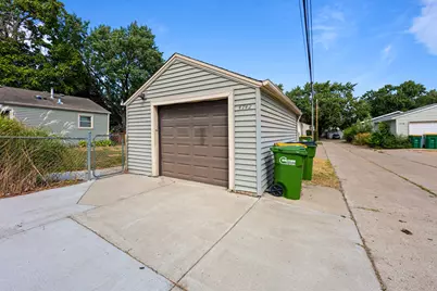 4742 Zane Avenue N, Crystal, MN 55429 - Photo 47