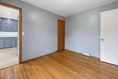4742 Zane Avenue N, Crystal, MN 55429 - Photo 29