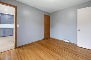 4742 Zane Ave N, Crystal, MN 55429 - Photo 29
