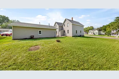 227 3rd Avenue SW, Faribault, MN 55021 - Photo 15