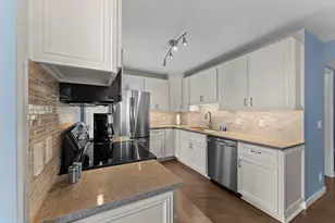 3030 St Albans Mill Rd, Minnetonka, MN 55305 - Photo 15