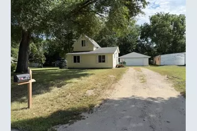 323 S Donnelly Avenue, Litchfield, MN 55355 - Photo 17