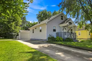 1310 8th St NW, Austin, MN 55912 - Photo 1