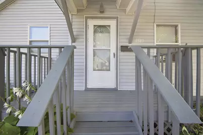 1310 8th Street NW, Austin, MN 55912 - Photo 3