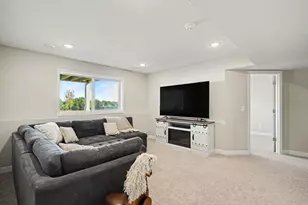 17945 Hidden Creek Trl, Lakeville, MN 55044 - Photo 33