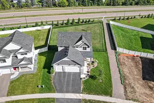 17945 Hidden Creek Trl, Lakeville, MN 55044 - Photo 29