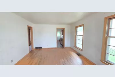 1034 Bidwell Street, West Saint Paul, MN 55118 - Photo 9