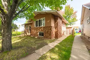 2120 2nd Ave W, Hibbing, MN 55746 - Photo 45