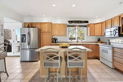 5431 Hilltop Avenue N, Lake Elmo, MN 55042 - Photo 7