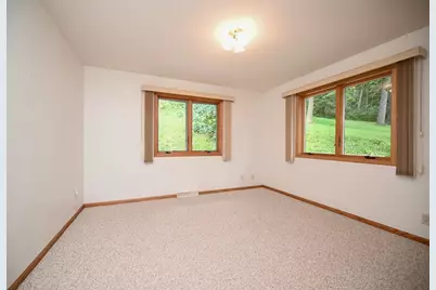 68 Whispering Avenue, Winona, MN 55987 - Photo 21