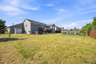 616 Lexington Ln, Moorhead, MN 56560 - Photo 27