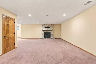 11649 Laketowne View, Albertville, MN 55301 - Photo 25