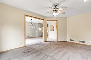 11649 Laketowne View, Albertville, MN 55301 - Photo 11