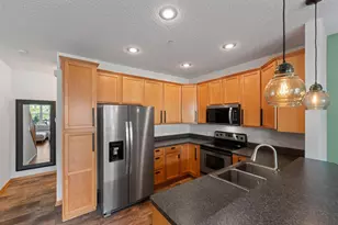 15593 Early Bird Cir, Apple Valley, MN 55124 - Photo 7