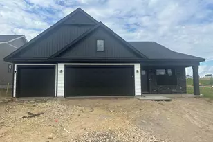 8852 63rd St S, Cottage Grove, MN 55016 - Photo 1