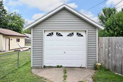 317 E Howard Street, Winona, MN 55987 - Photo 19