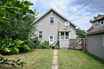 317 E Howard Street, Winona, MN 55987 - Photo 17