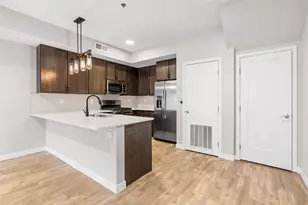 120 Hennepin Ave, Minneapolis, MN 55401 - Photo 5