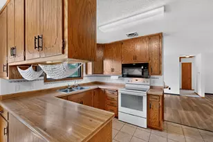 715 Madison Ave SW, Eyota, MN 55934 - Photo 13