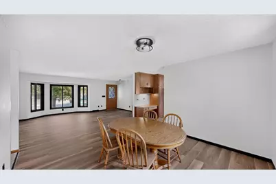 715 Madison Avenue SW, Eyota, MN 55934 - Photo 11