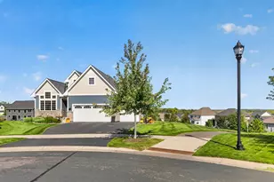 9720 James Cir N, Lake Elmo, MN 55042 - Photo 5