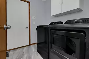 13992 W Virginia Ave, Savage, MN 55378 - Photo 21