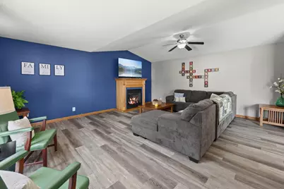 1708 Louden Avenue N, Glencoe, MN 55336 - Photo 9