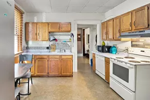 306 E 3rd St, Albert Lea, MN 56007 - Photo 13