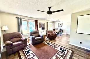313 10th Ave NE, Roseau, MN 56751 - Photo 9