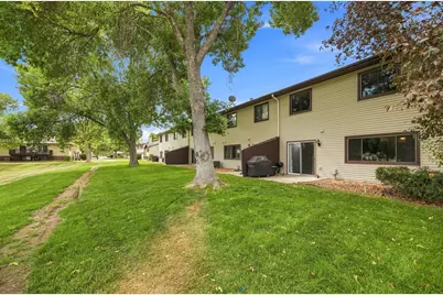 8772 Maplebrook Parkway N, Brooklyn Park, MN 55445 - Photo 33