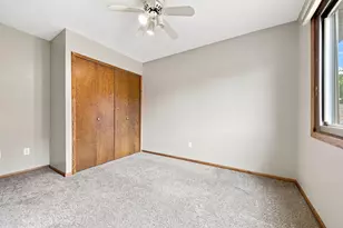 8772 Maplebrook Pkwy N, Brooklyn Park, MN 55445 - Photo 29