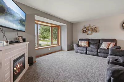 1612 Birch Avenue N, Glencoe, MN 55336 - Photo 15