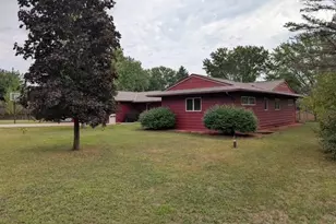 2802 Island View Dr, Saint Cloud, MN 56301 - Photo 3
