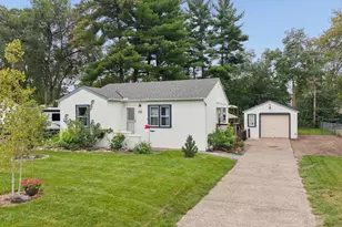 826 Cross St, Anoka, MN 55303 - Photo 1